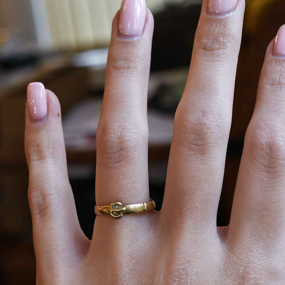 Victorian 22k Gold Slim Buckle Ring