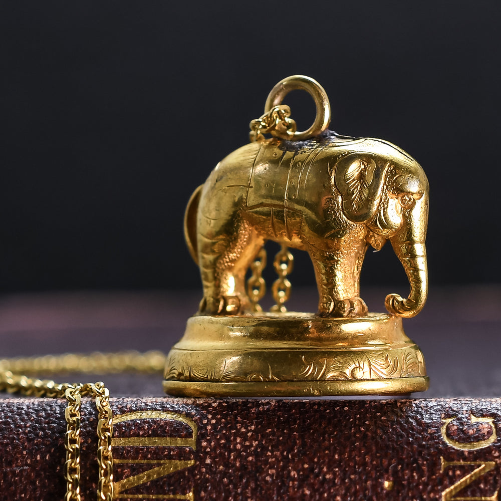 Victorian 15k Gold Sardonyx Elephant Fob