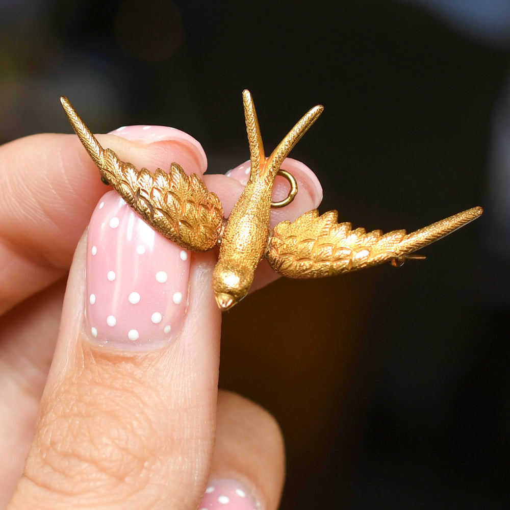 Antique 15k Gold Diving Swallow Pendant Brooch