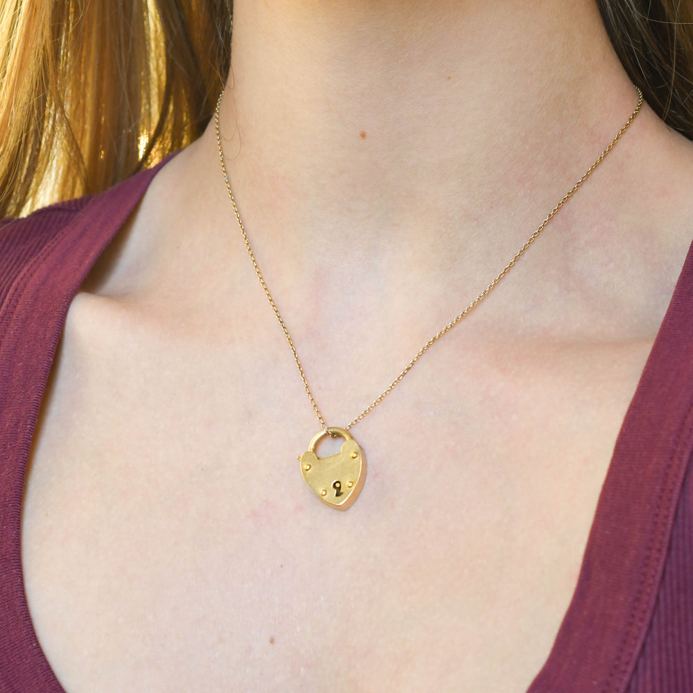 Late Victorian 18k Gold Heart Padlock