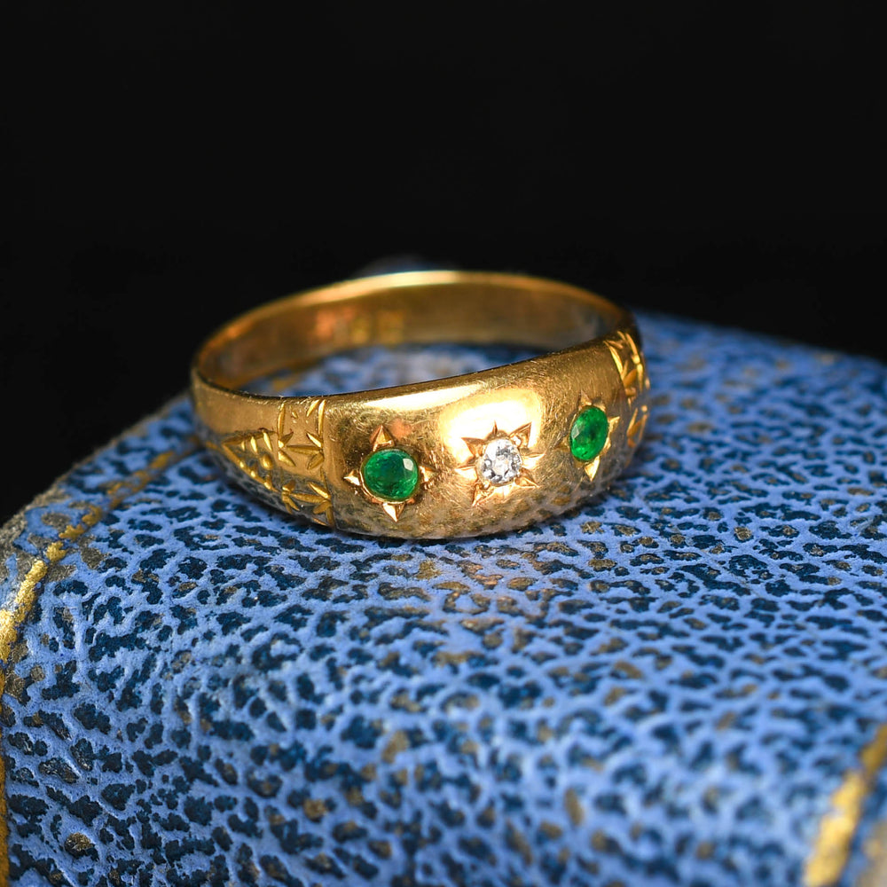 Antique Emerald & Diamond Star-Set Gypsy Ring