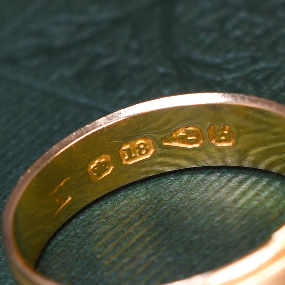 Victorian 18k Gold Buckle Ring