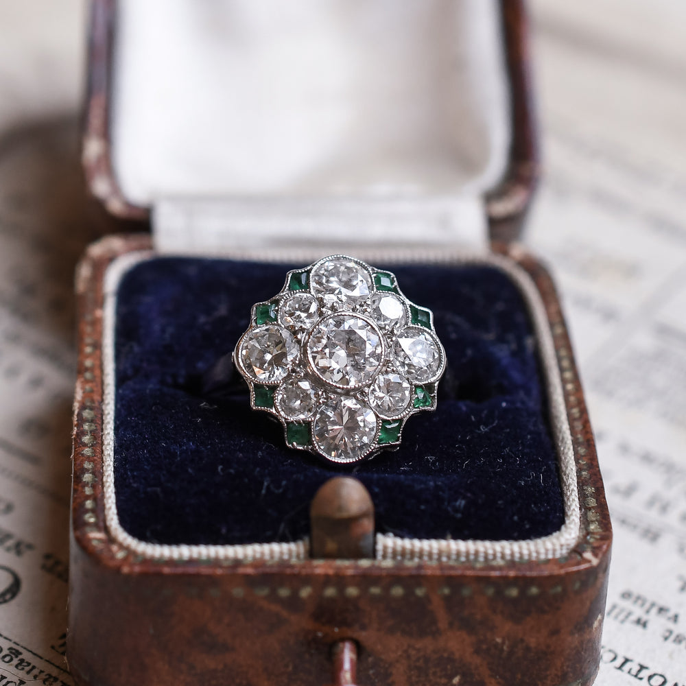 Art Deco Diamond & Emerald Cluster Ring