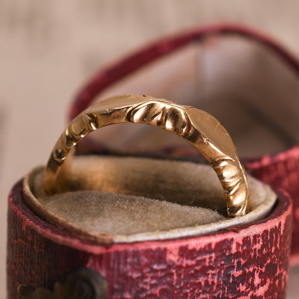 Victorian 18k Gold Fancy Band Ring