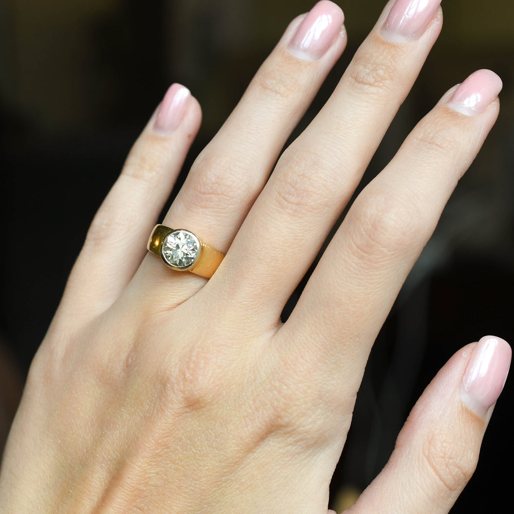 2.38ct Old Cut Diamond Cigar Band