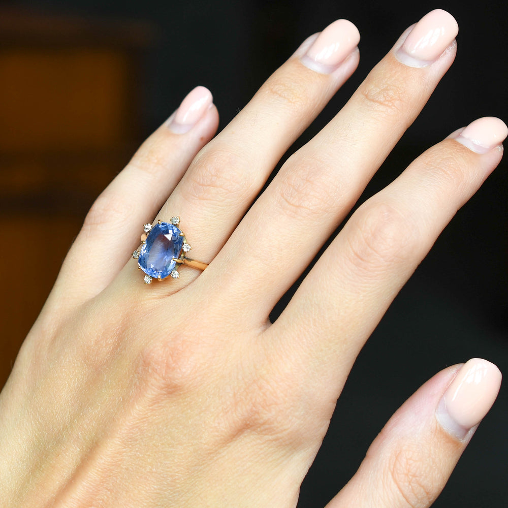 Edwardian 7.5ct Ceylon Sapphire & Diamond Satellite Ring
