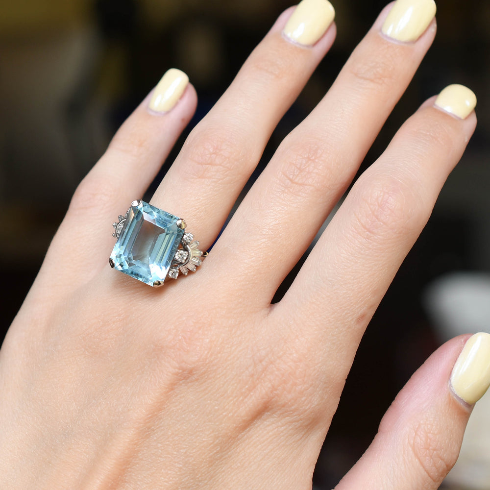 Art Deco 15.5ct Aquamarine & Diamond Cocktail Ring