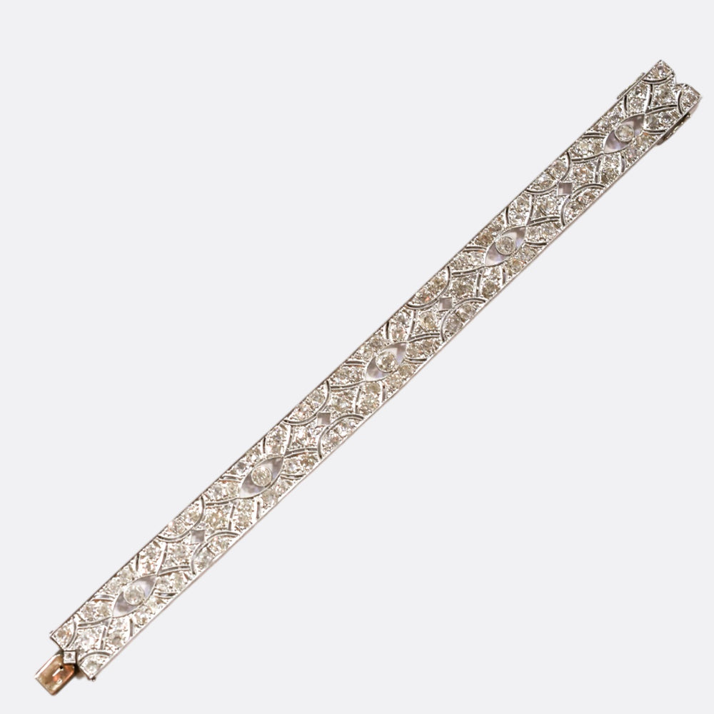 Striking Art Deco Diamond 10 Carat Bracelet