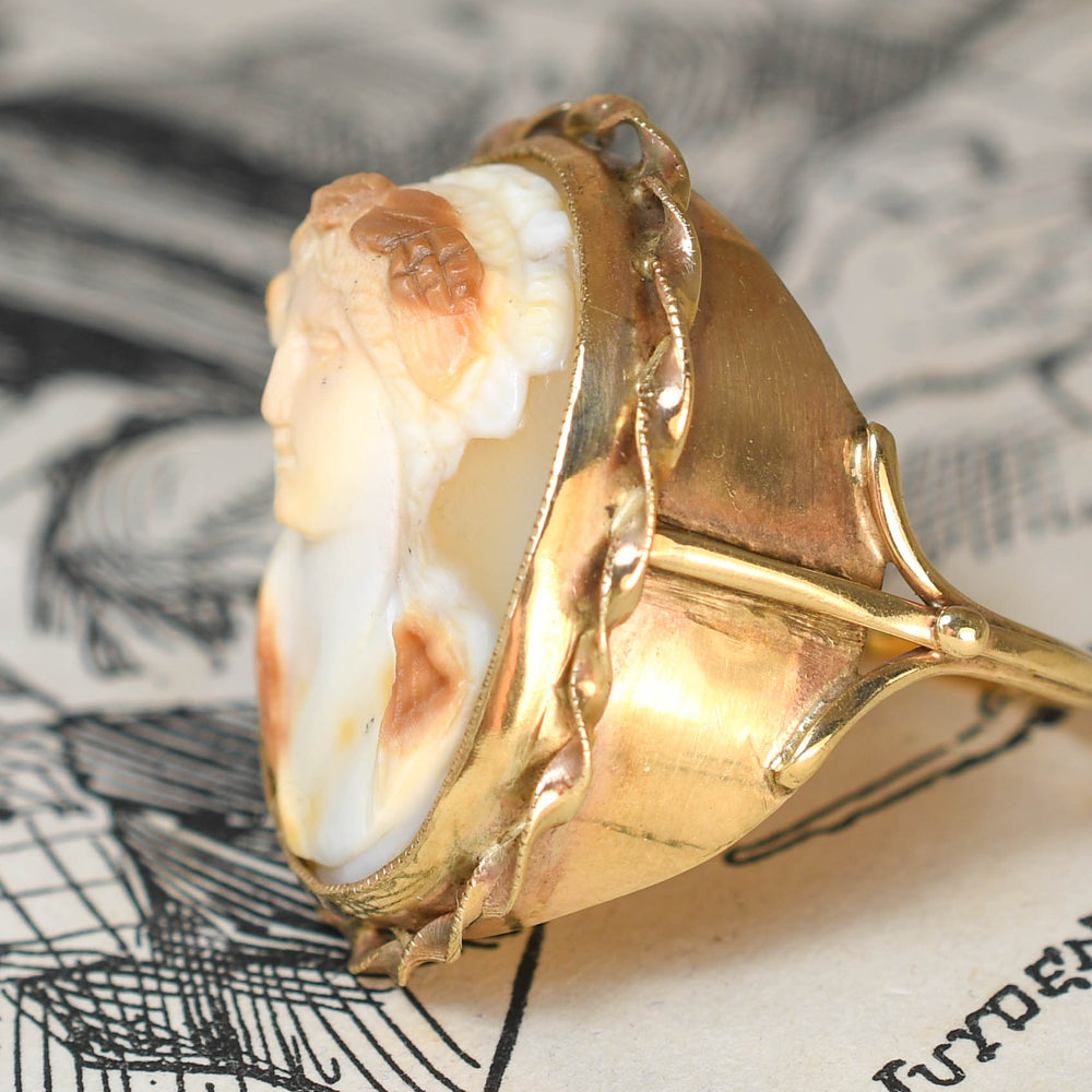 Vintage 14k Gold Cameo Ring