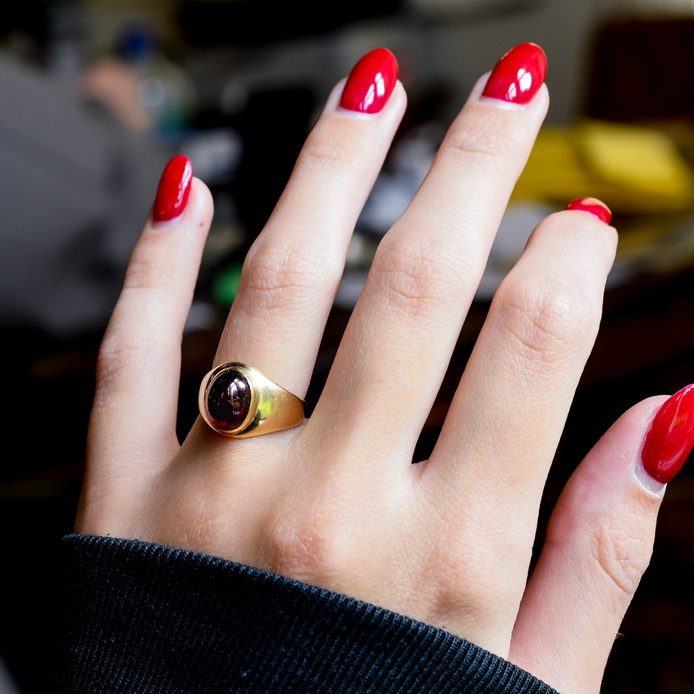 Victorian Garnet Cabochon Ring