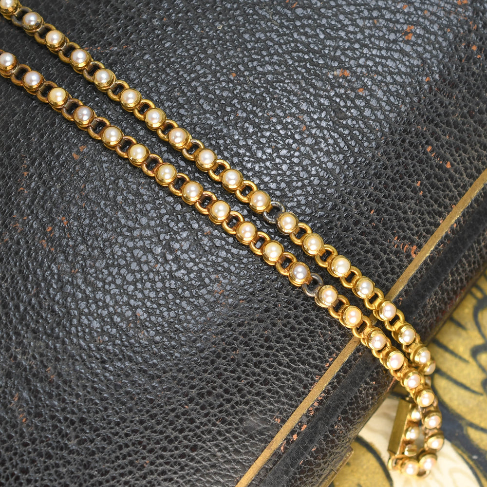 Victorian Boxed Natural Pearl Flower Necklace