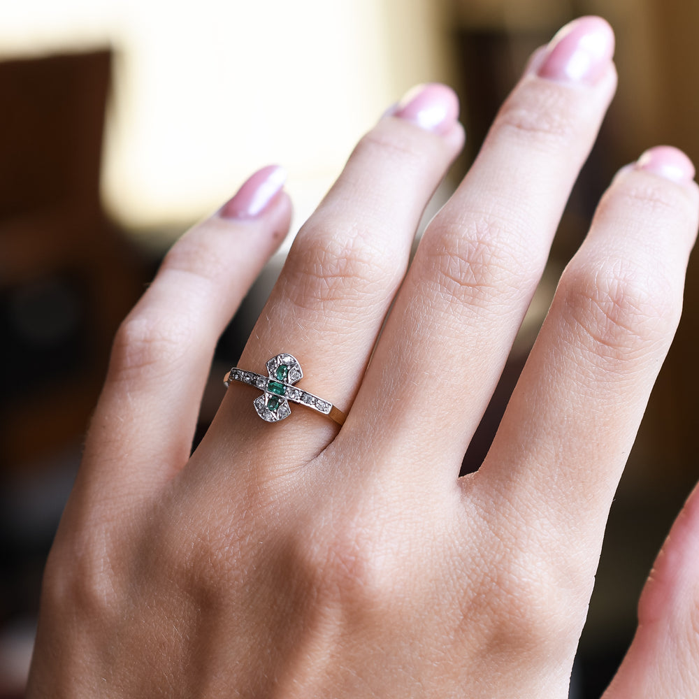 Art Deco Emerald & Diamond Ring
