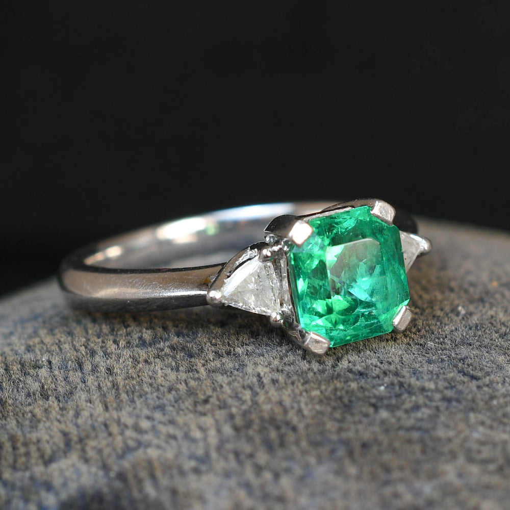 Contemporary Emerald & Diamond Ring