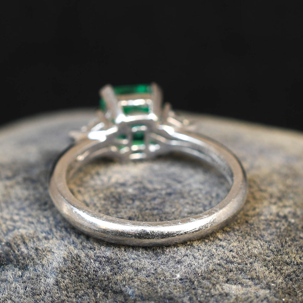 Contemporary Emerald & Diamond Ring