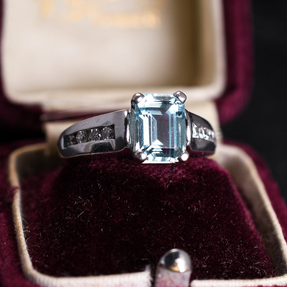 Vintage Aquamarine & Diamond Solitaire Ring