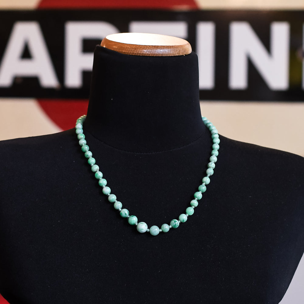 Art Deco Jade Bead Necklace
