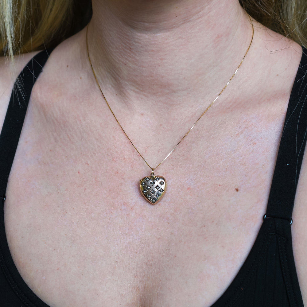 Victorian Pearl Puffed Heart Locket