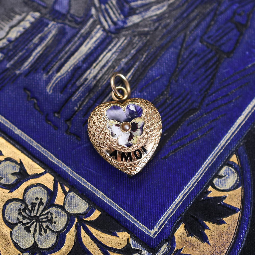 Late Victorian Think of Me Gold Heart Pendant