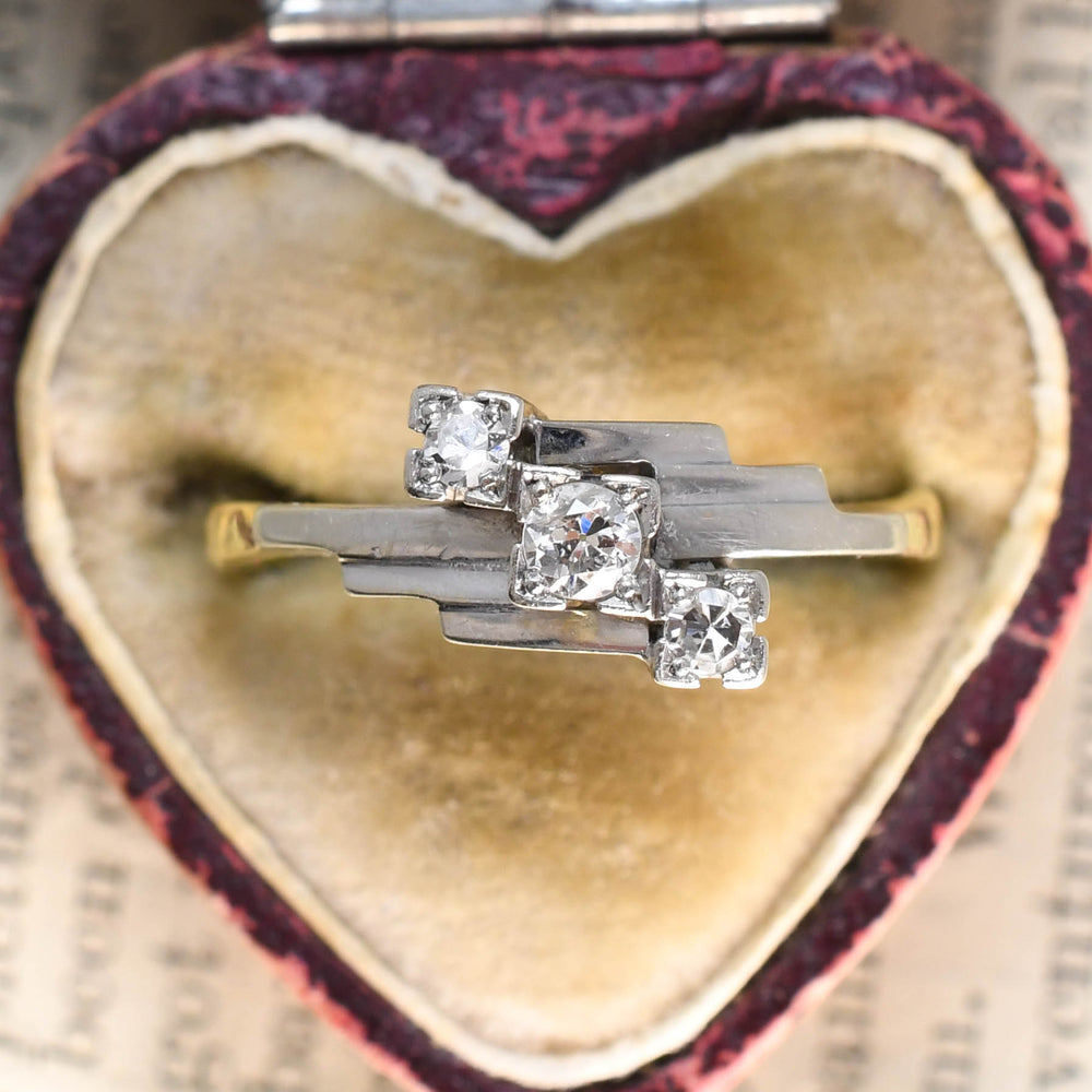 Art Deco 3-Stone Diamond Stepped Shoulder Ring