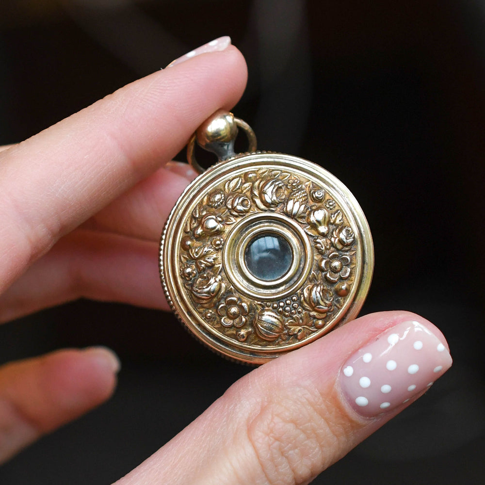 Georgian Floral Silver Magnifying Loupe