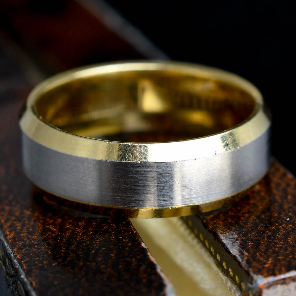 Vintage 18k Gold & Platinum Wedding Band