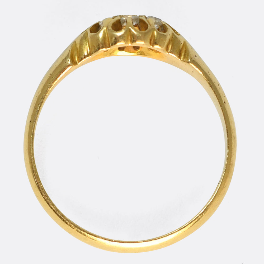 Antique Diamond Scalloped Cluster Ring