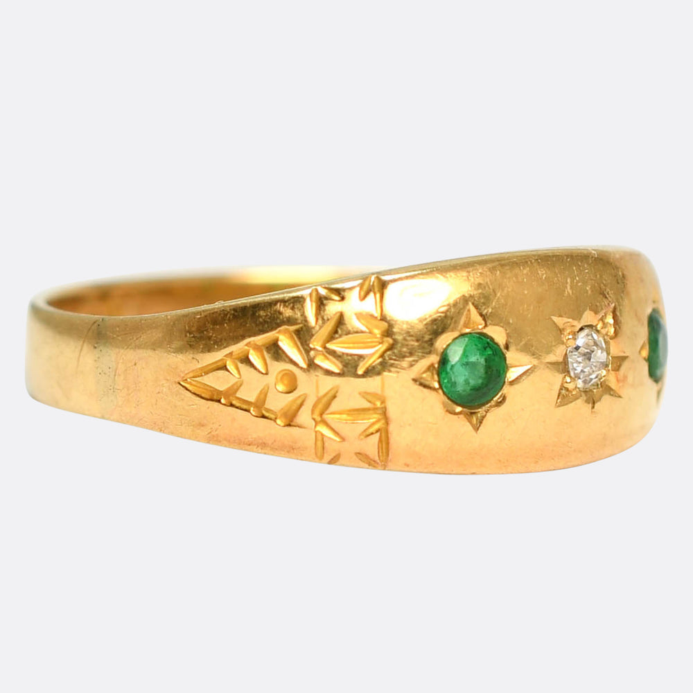 Antique Emerald & Diamond Star-Set Gypsy Ring