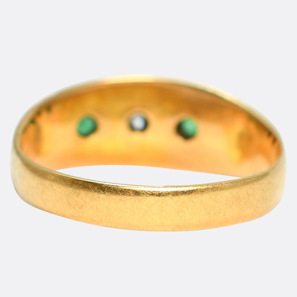 Antique Emerald & Diamond Star-Set Gypsy Ring