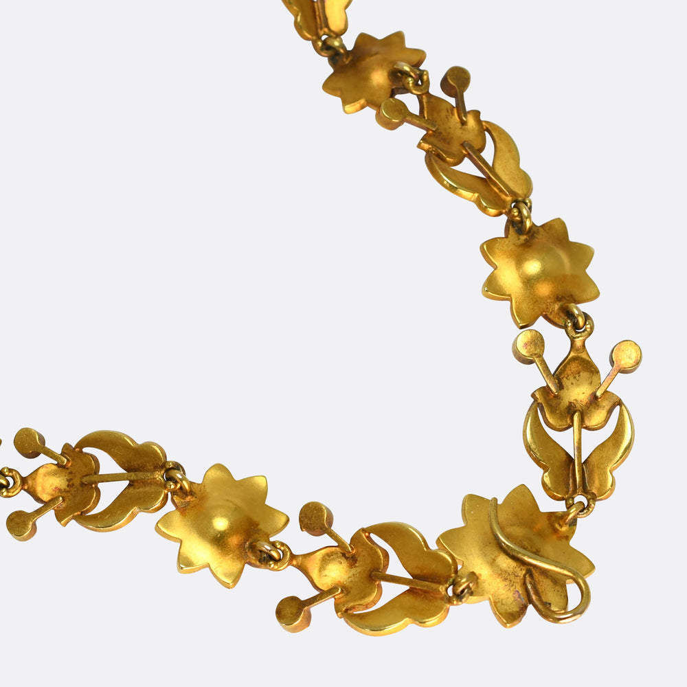 Victorian Boxed Natural Pearl Flower Necklace