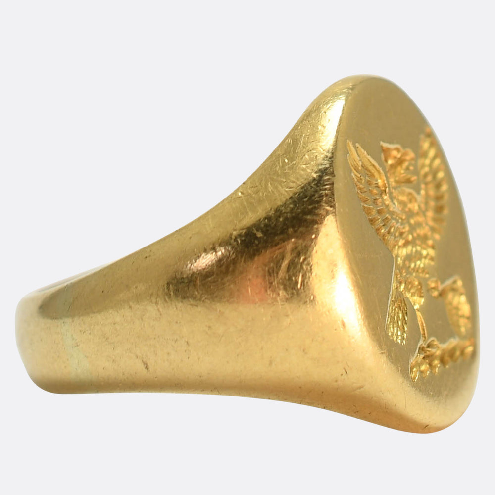 Vintage 18k Gold Eagle Crest Signet Ring