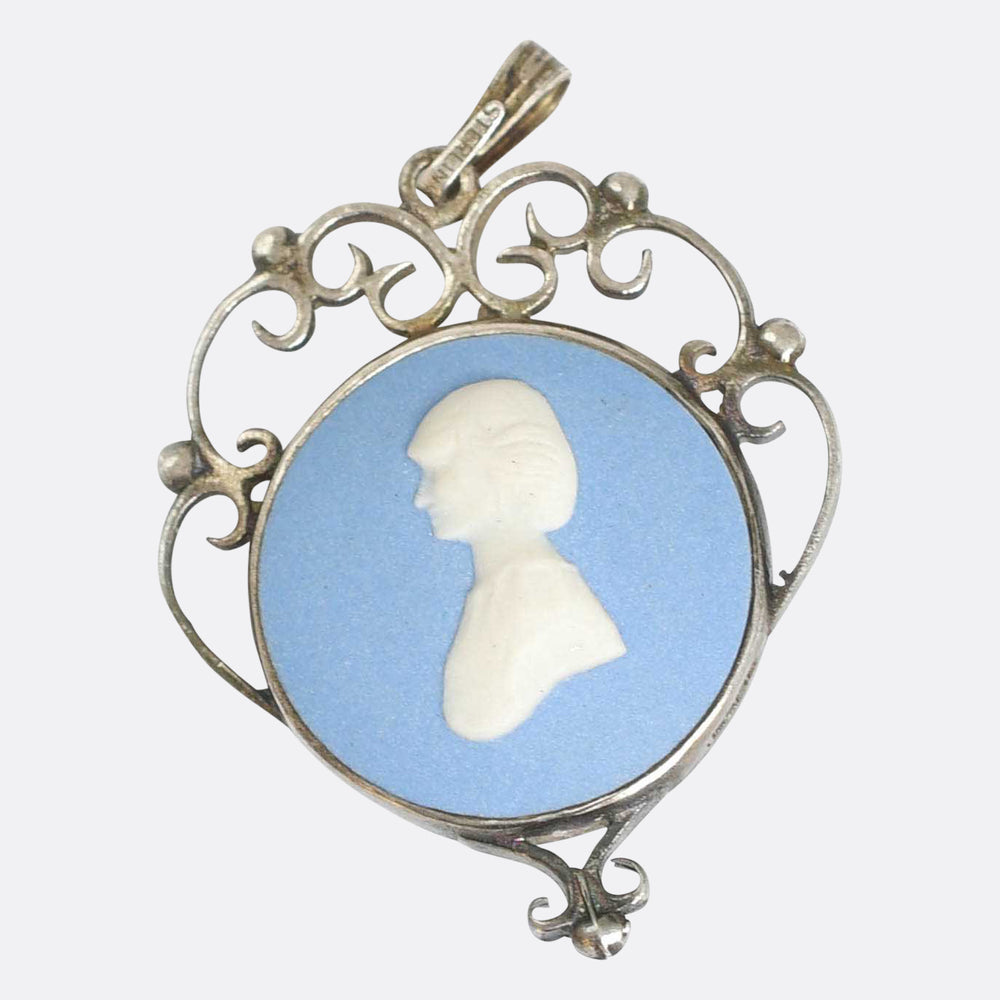 Vintage Celebratory The Royal Wedding Blue Jasperware Pendant