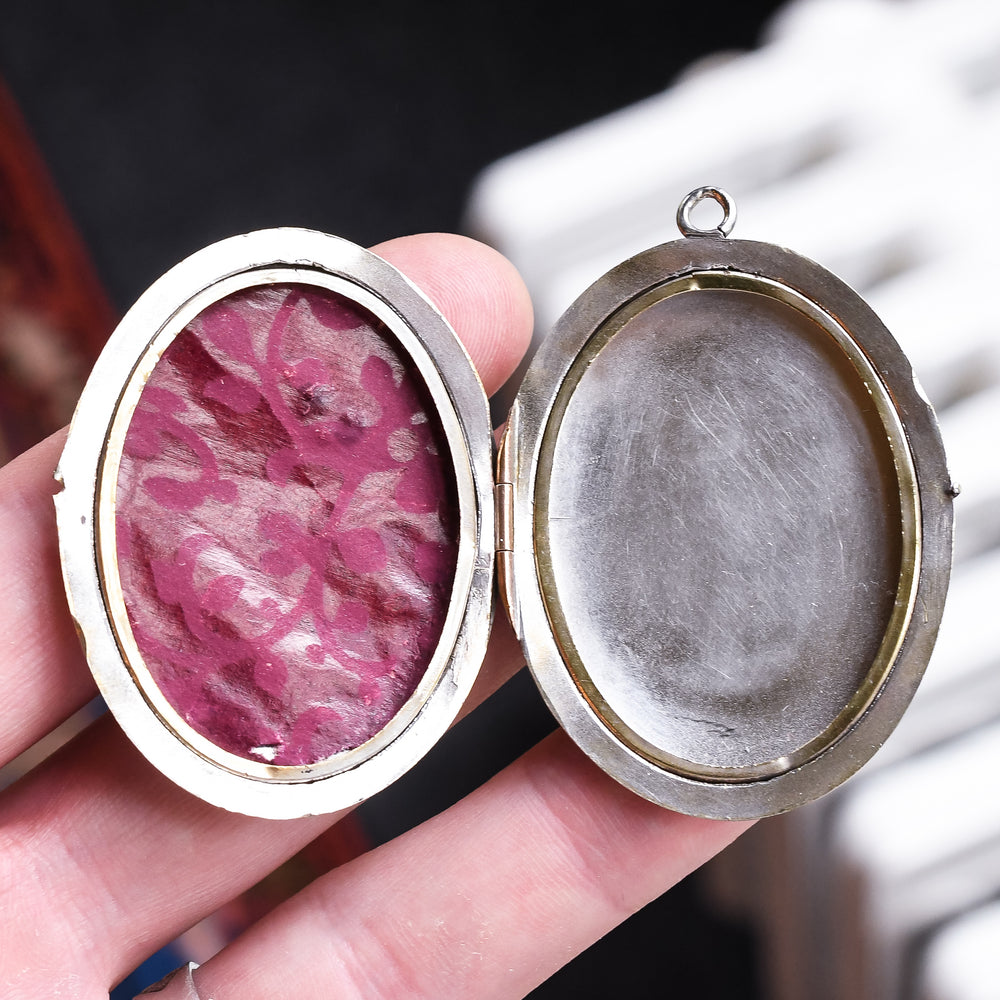 Art Nouveau FD Monogram Silver Locket