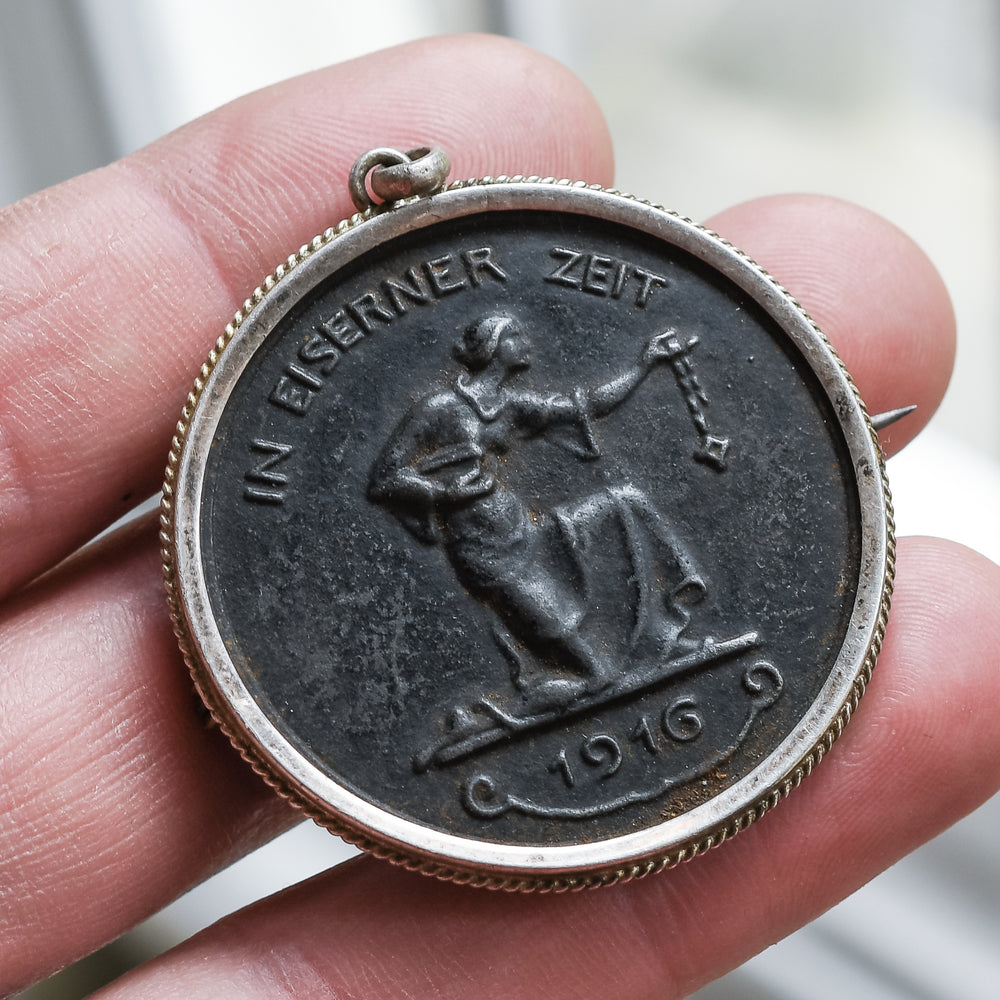WW1 Gold For Iron Medallion