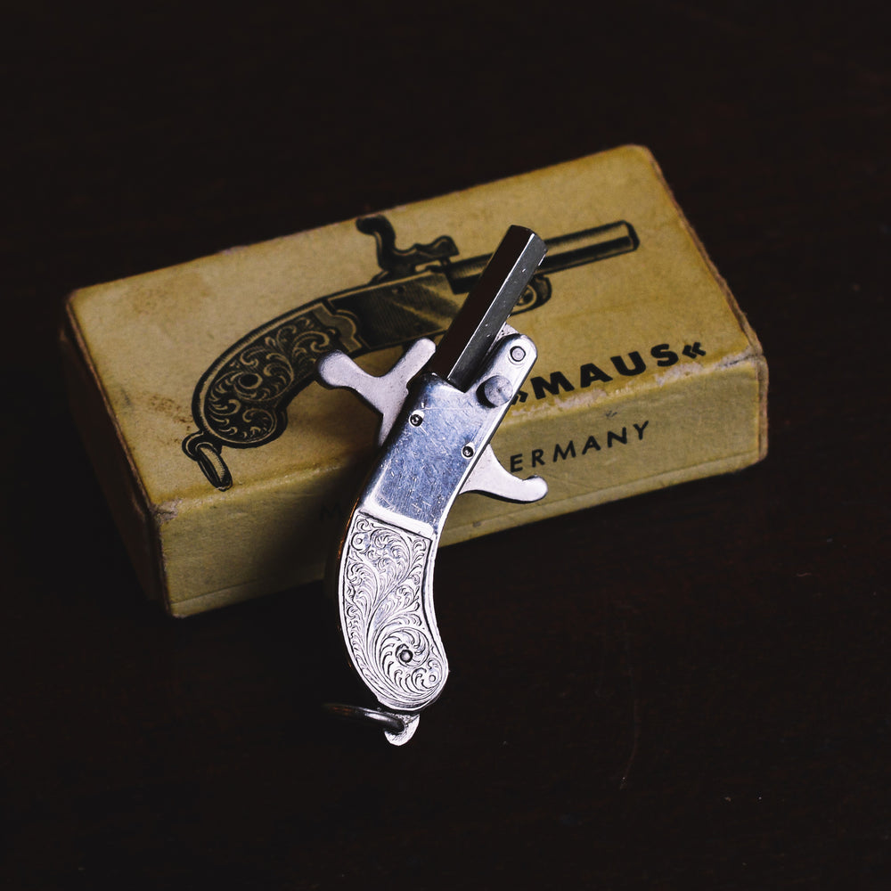 Vintage Maus Cap Gun