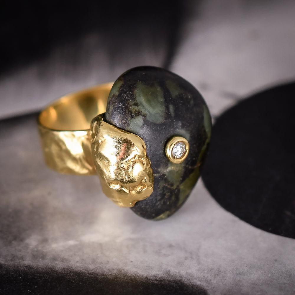 1970s Brutalist Hematite & Diamond Ring