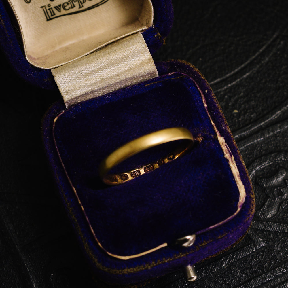Mid-Victorian 18k Gold Wedding Band