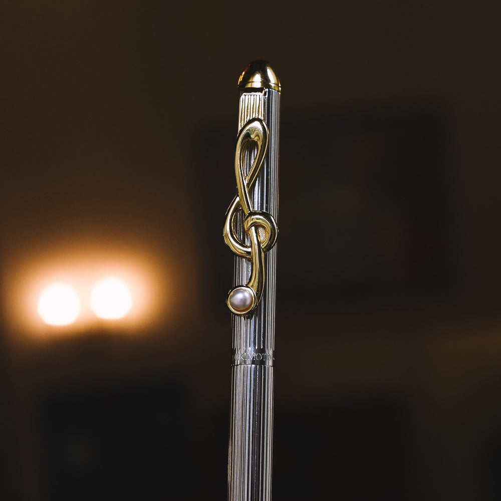 Vintage Treble Clef Mikimoto Pearls Pen