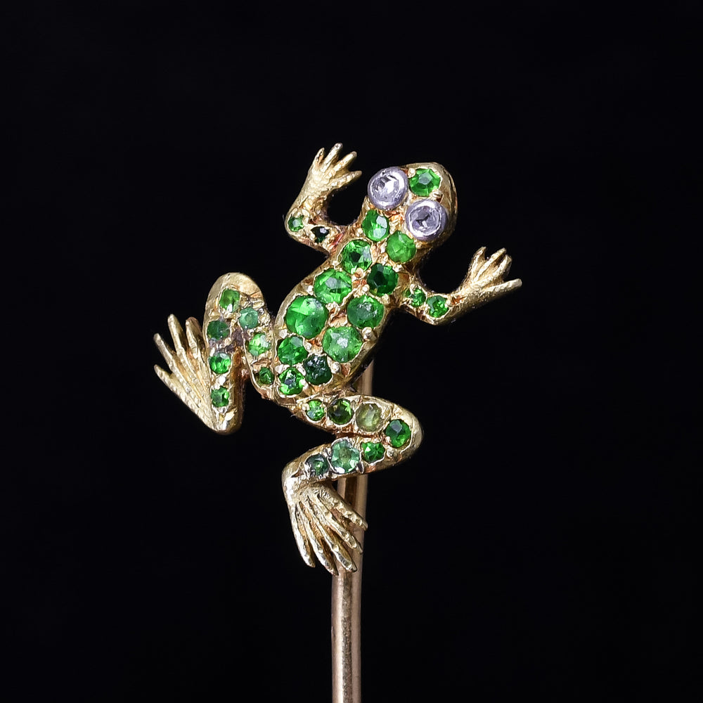Late Victorian Demantoid Garnet Frog Pin