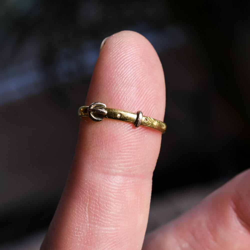 Early Victorian 22k Gold Buckle Ring