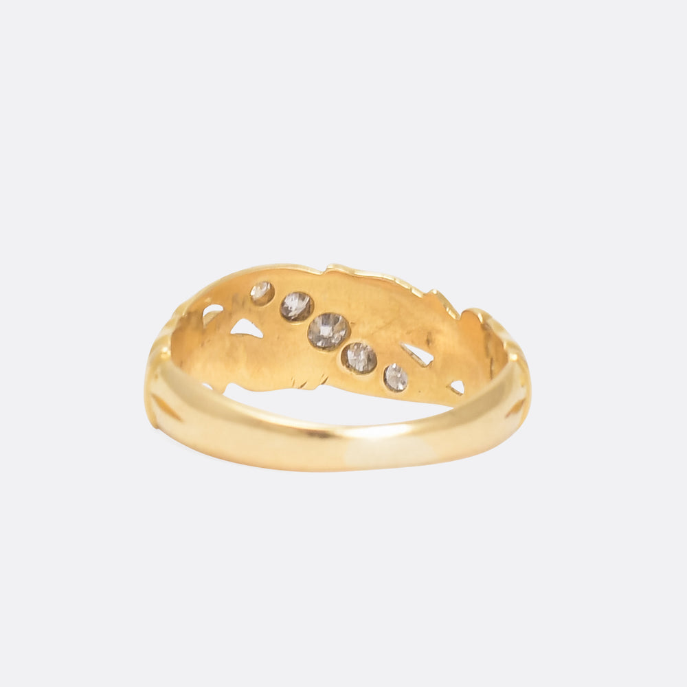 Mid-Victorian Diamond Foliate Band