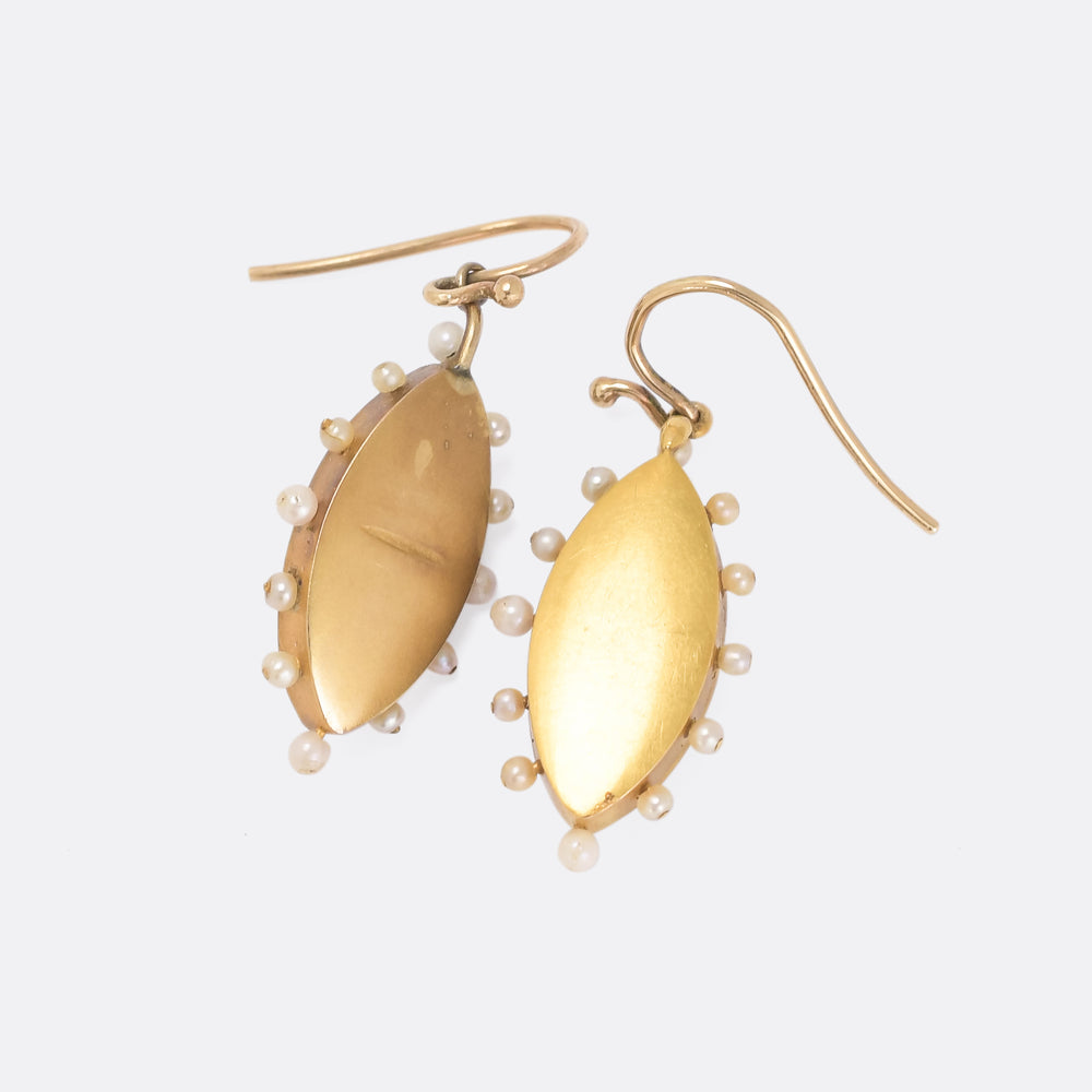 Mid-Victorian Essex Crystal Bullfinch & Grape Vine Suite