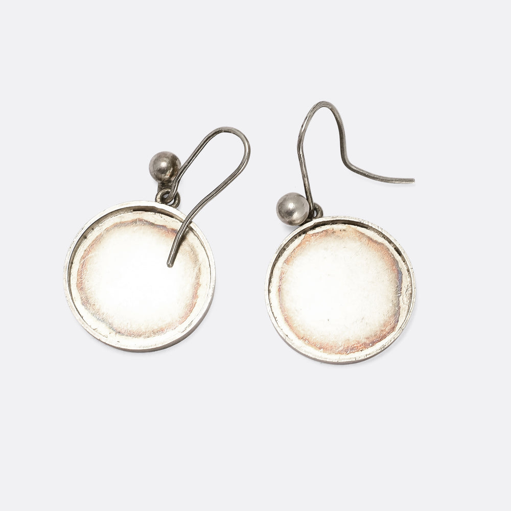 Victorian Aesthetic Movement Swallows Suite