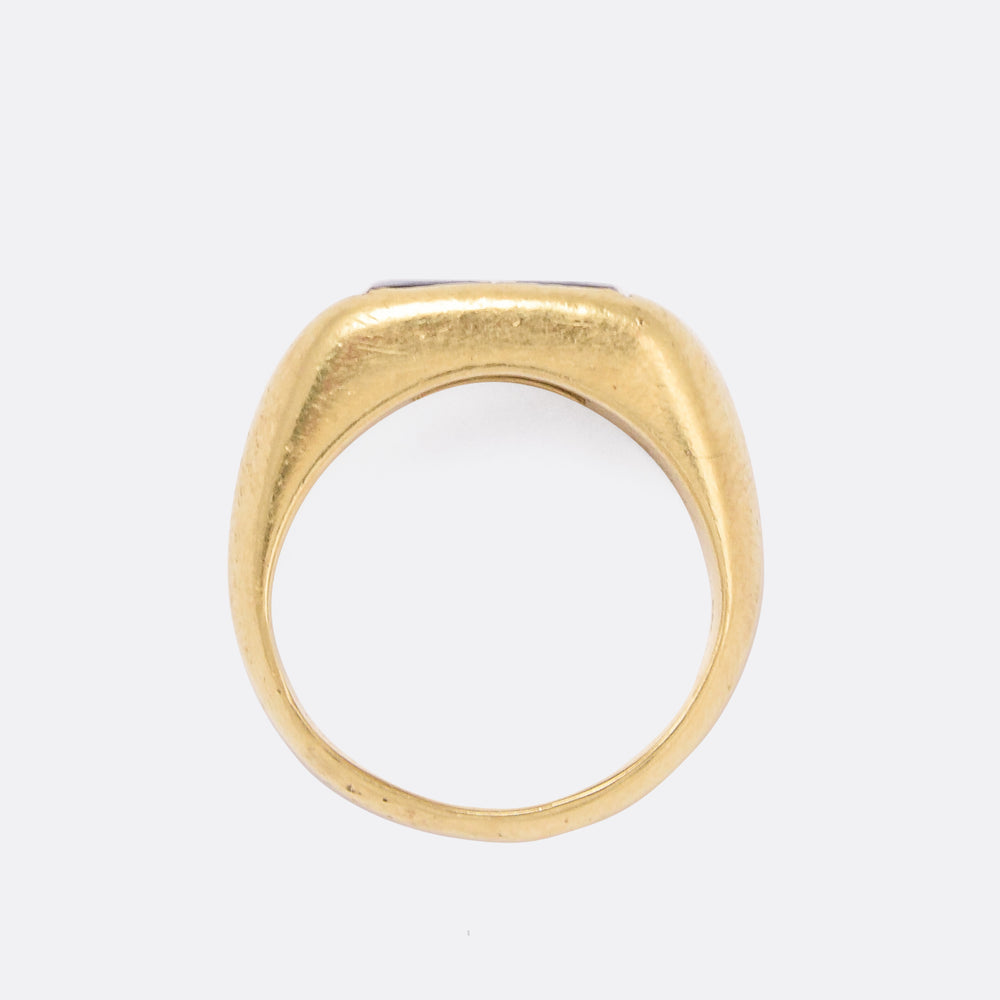 Victorian Nicolo Coat of Arms Intaglio Signet Ring