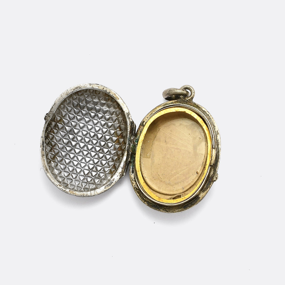Victorian Niello Silver Triangles Locket