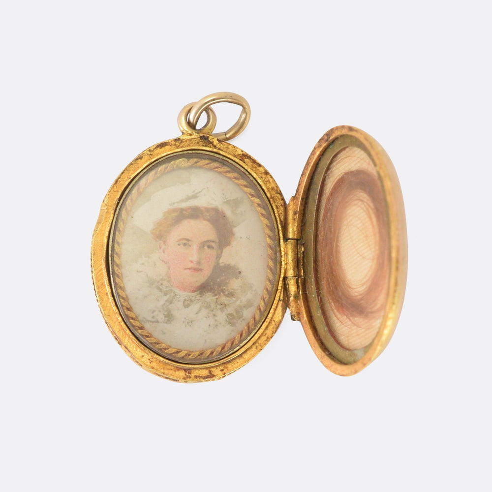 Victorian Gold Anchor Locket