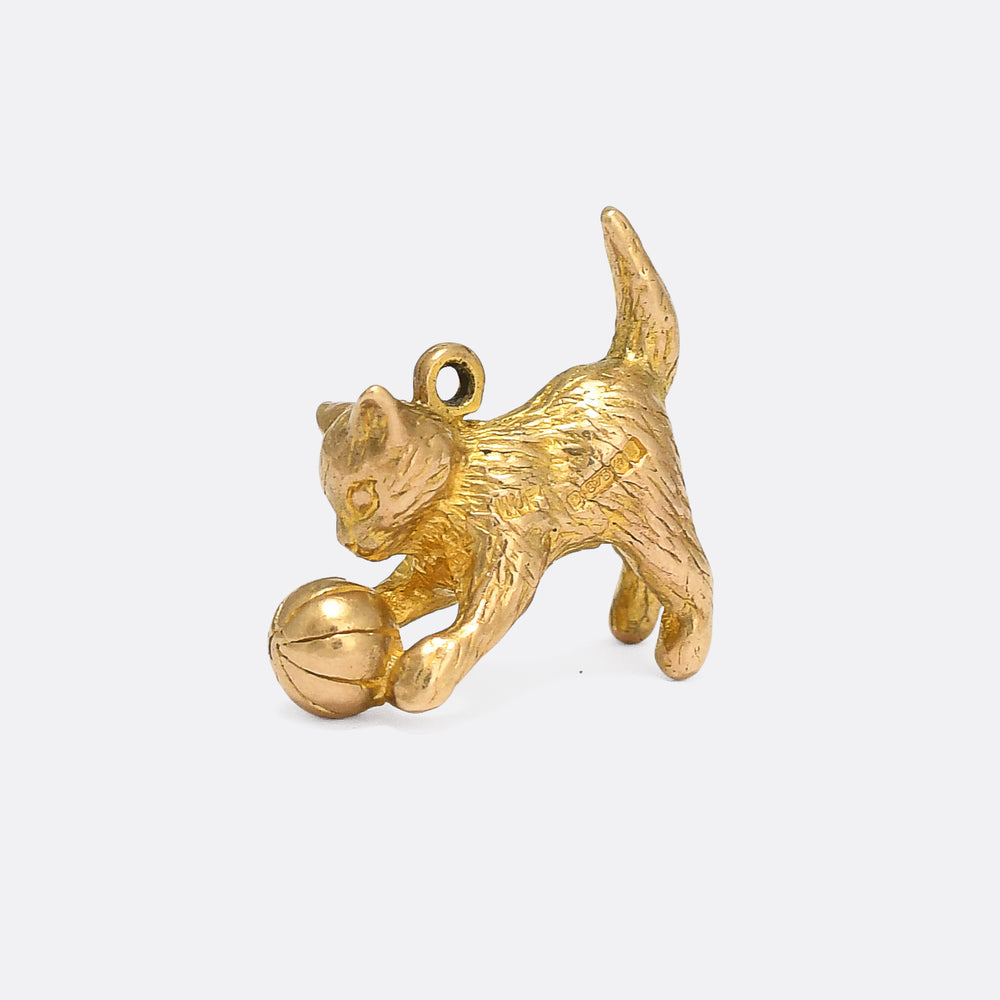 Vintage Solid Gold Kitten Charm