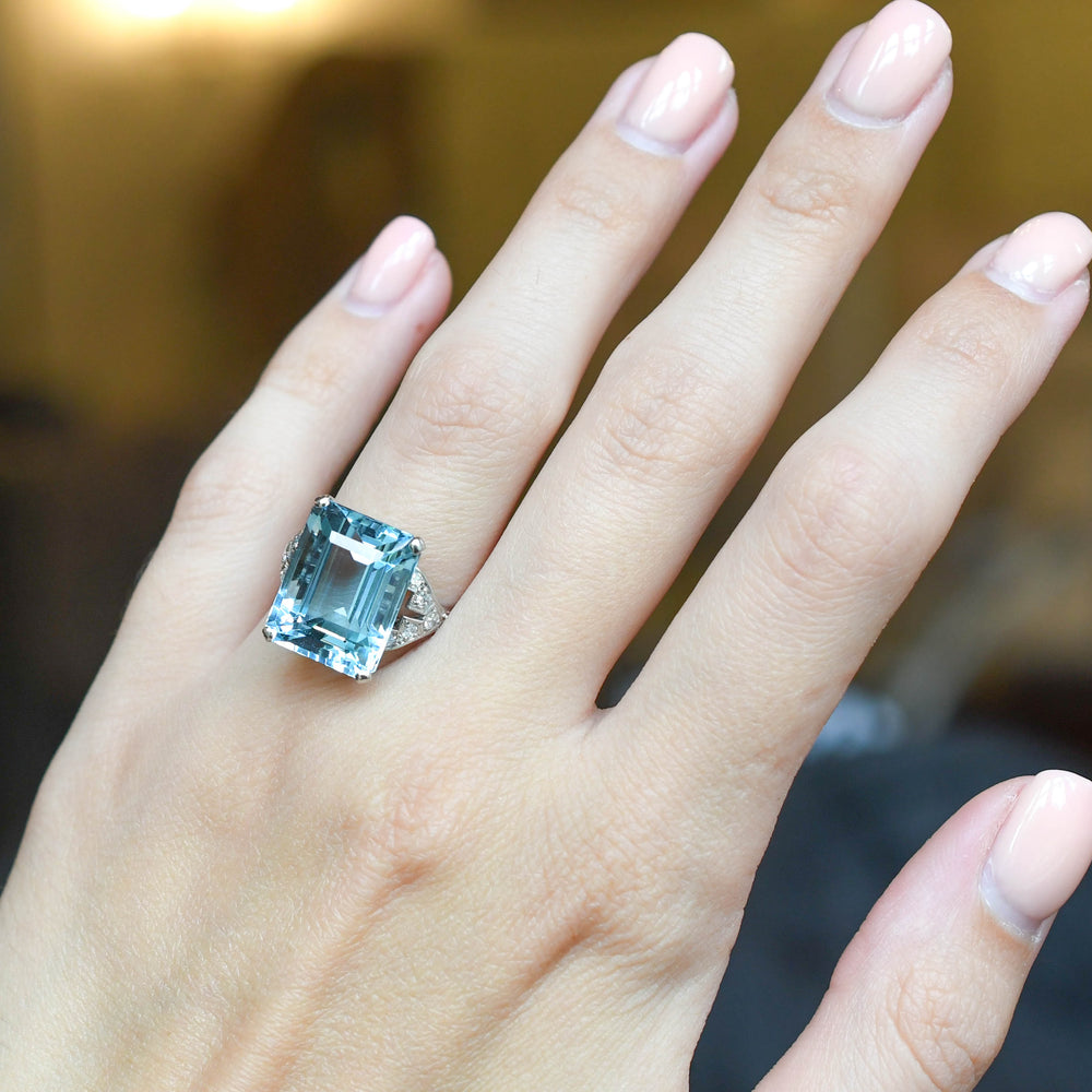 Art Deco 14.86ct Aquamarine & Diamond Cocktail Ring