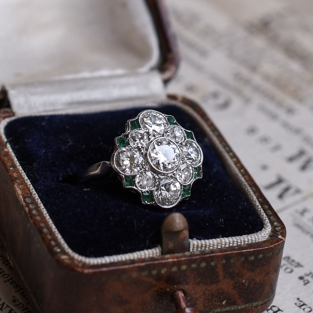 Art Deco Diamond & Emerald Cluster Ring