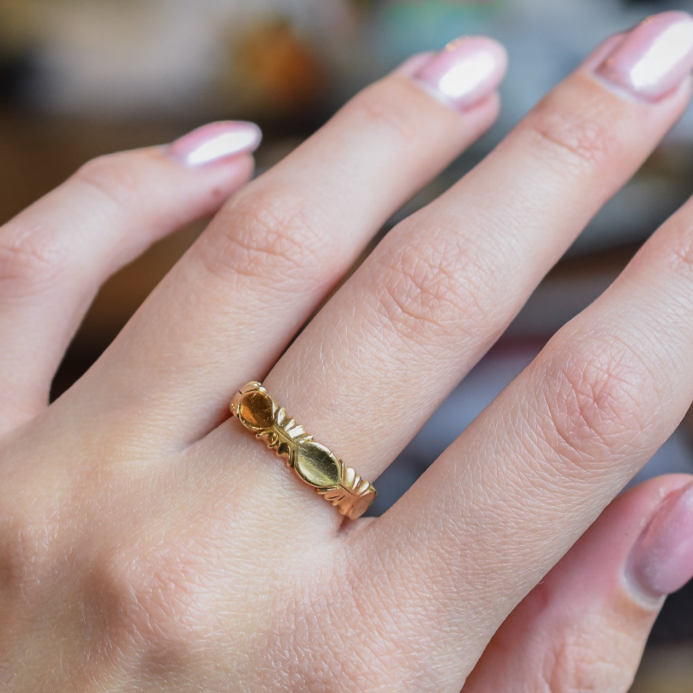 Victorian 18k Gold Fancy Band Ring