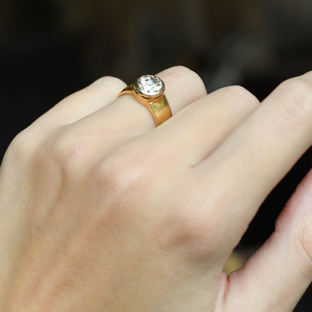 2.38ct Old Cut Diamond Cigar Band